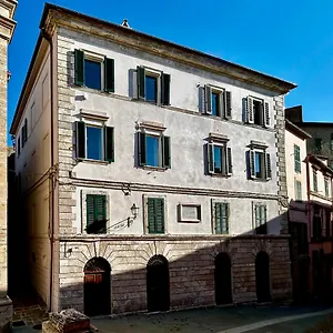Appartamento Palazzo Palloni: Piano Nobile, Sorano (Grosseto)