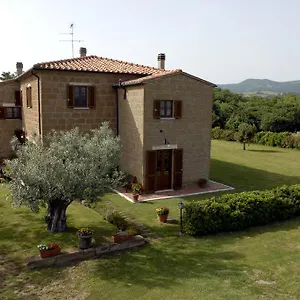 Alloggio per agriturismo Poderone Vecchio, Sorano (Grosseto)